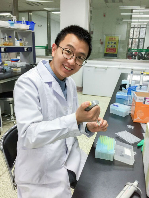 杨宁